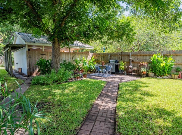 503 Maresh ST, Taylor, TX 76574