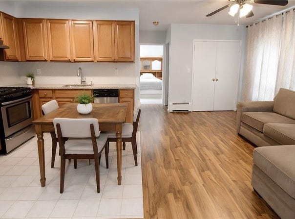 6 new lane, Staten Island, NY 10305