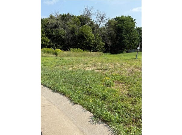3490 Creek Ridge Drive, Eau Claire, WI 54703