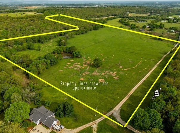 50 AC Ranchwood  RD, Prairie Grove, AR 72753