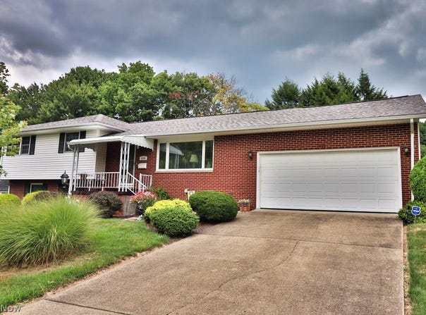 1836 Bayberry Lane, Coshocton, OH 43812