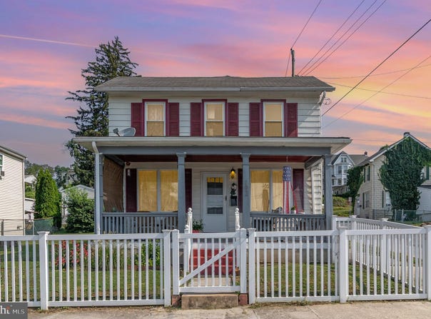192 MARKET STREET, HIGHSPIRE, PA 17034