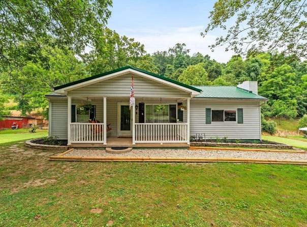 901 Right Fork Buffalo Creek Road, Huntington, WV 25704