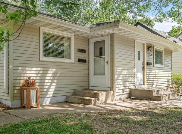 2622 Mcnair Drive N, Robbinsdale, MN 55422