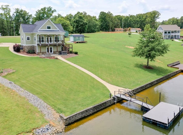 217 Jackson Road, Iva, SC 29655