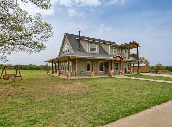 245 Mcdaniel Road, Tioga, TX 76271