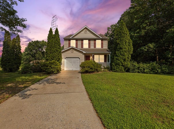 12 Poplar Court, Mullica Hill, NJ 08062