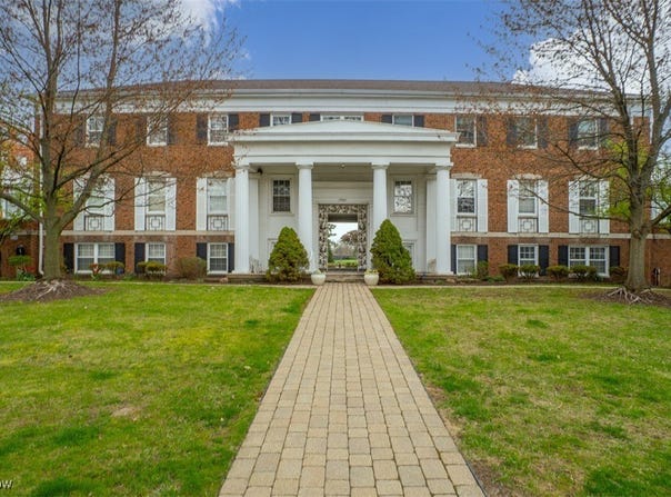 19801 Van Aken Boulevard unit: 205C, Shaker Heights, OH 44122