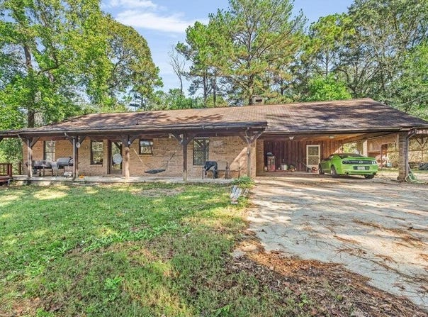 542 Southgate Rd, Hattiesburg, MS 39401