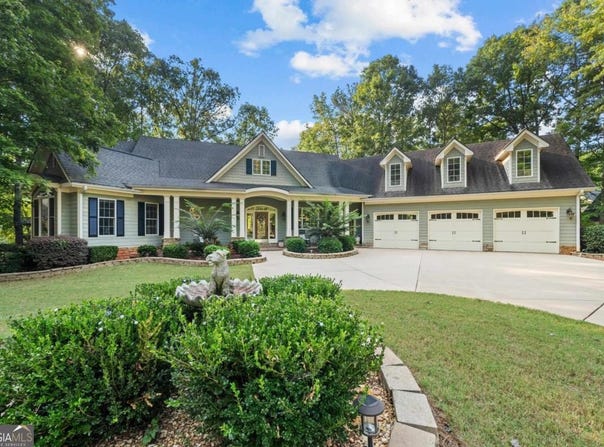 1020 Peachtree, Greensboro, GA 30642