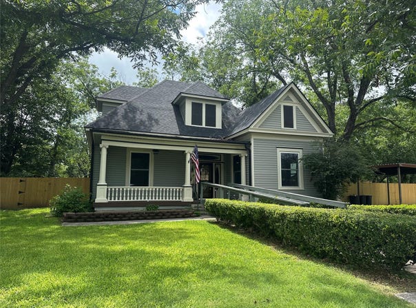 508 S Walnut ST, Lampasas, TX 76550