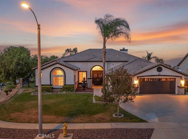 13596 Mesa Crest Drive, Yucaipa, CA 92399