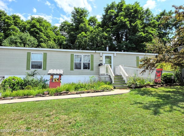 210 Avenue A, Palmerton, PA 18071