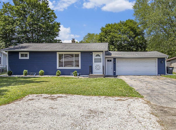 8814 S Sprinkle Road, Portage, MI 49002