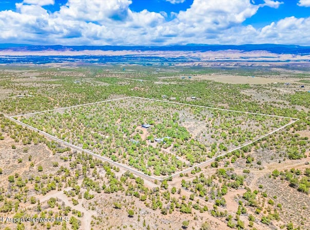 61020 Tres Coyotes Trail, Montrose, CO 81403