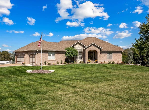 366 Stargrass Road, Ozark, MO 65721