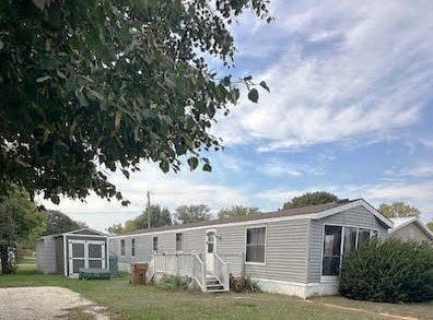 420 Garfield Avenue, IA 50538