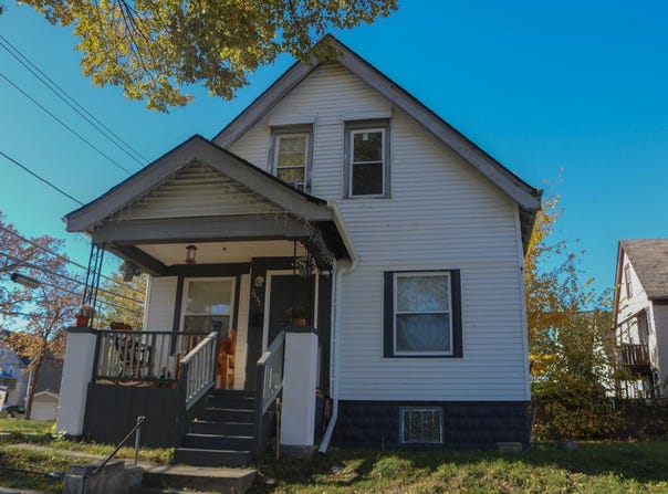 2667 N 36th St, Milwaukee, WI 53210