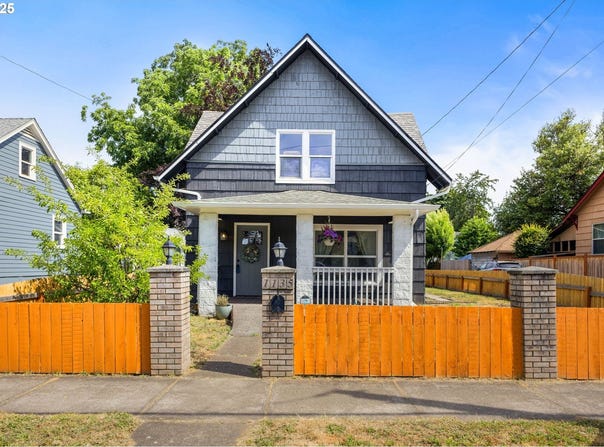 1135 HIGHLAND AVE, Salem, OR 97301