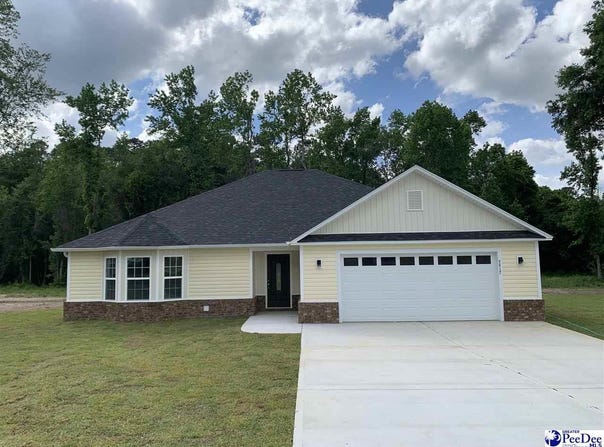 7417 E National Cemetery Road, Florence, SC 29506