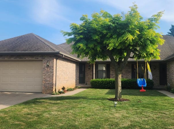 2921 W CREEK VALLEY Lane, APPLETON, WI 54914