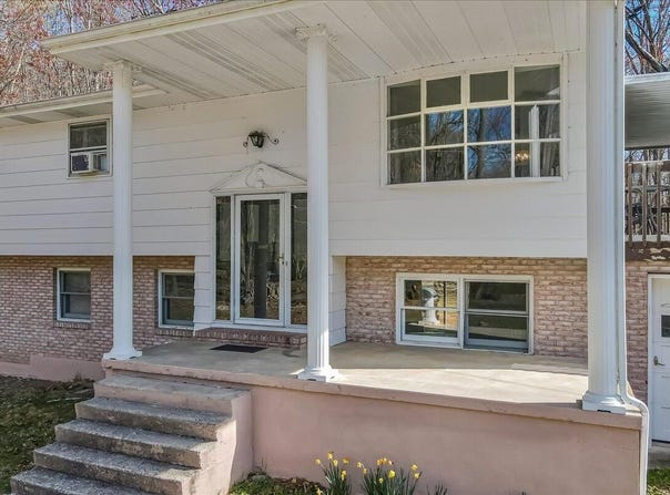 253 Beaver Drive, East Stroudsburg, PA 18301