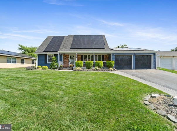 31 GALLAWAY LANE, WILLINGBORO, NJ 08046