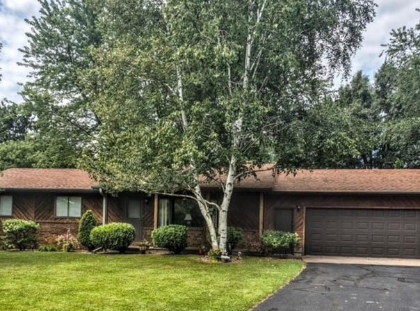 1150 CUSTER SQUARE, Stevens Point, WI 54482