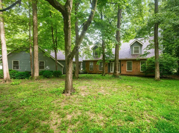 2508 W Sun Valley Parkway, Muncie, IN 47303