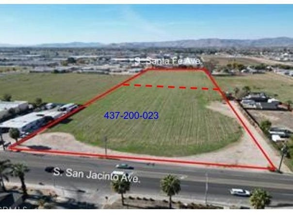 1300 San Jacinto Avenue, San Jacinto, CA 92583