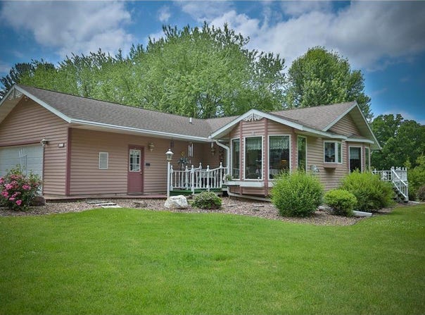 509 Southside Drive, Woodville, WI 54028