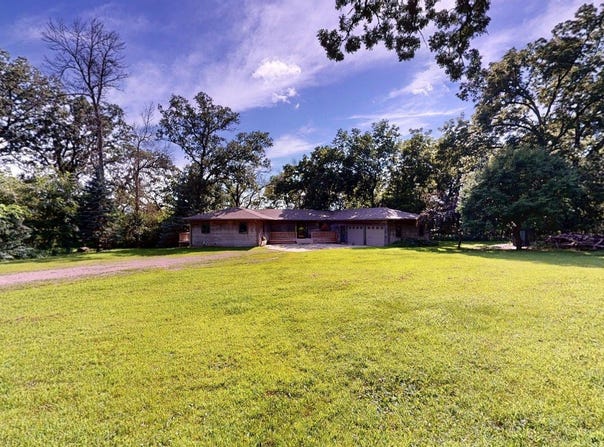 1074 190th Street, Rockford, IA 50468