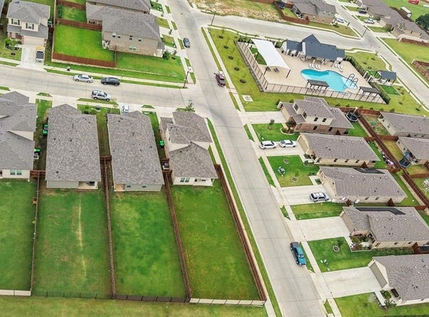 105 Greengate Drive, Boyd, TX 76023