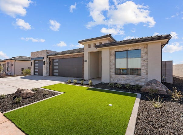 3383 PHAROAH WAY, Santa Clara, UT 84765