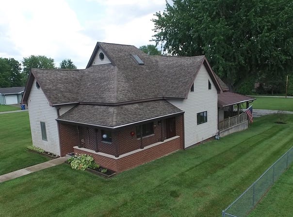 914 N Morton Street, Fairmount, IN 46928-1049