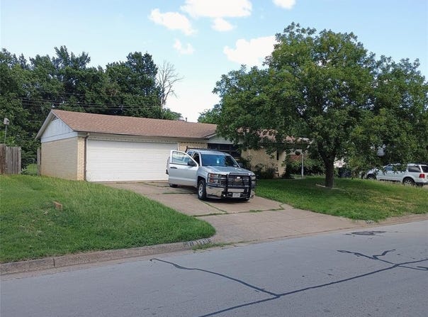 601 Martha Street, Euless, TX 76040