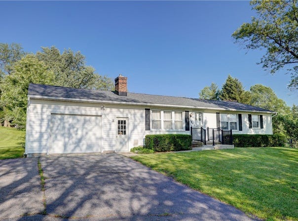3584 Ontario Center Road, Walworth, NY 14568