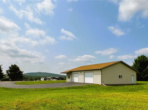 W9514 Stansbury Road, Holcombe, WI 54745