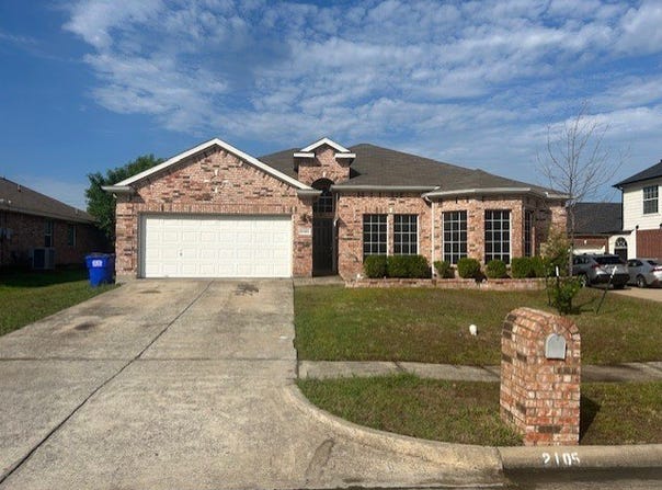 2105 Cardinal Drive, Forney, TX 75126
