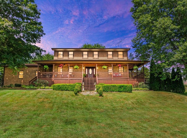 111 Carlsan Spring Drive, Georgetown, KY 40324