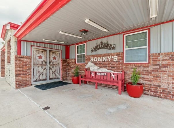 2406 Weedn Boulevard, Purcell, OK 73080
