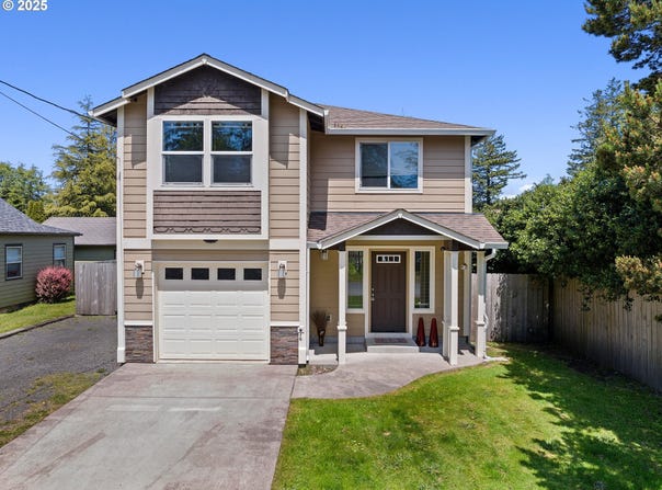 1225 3RD AVE, Hammond, OR 97121