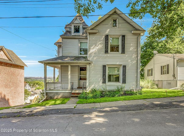 1724 N Sumner Avenue, Scranton, PA 18508