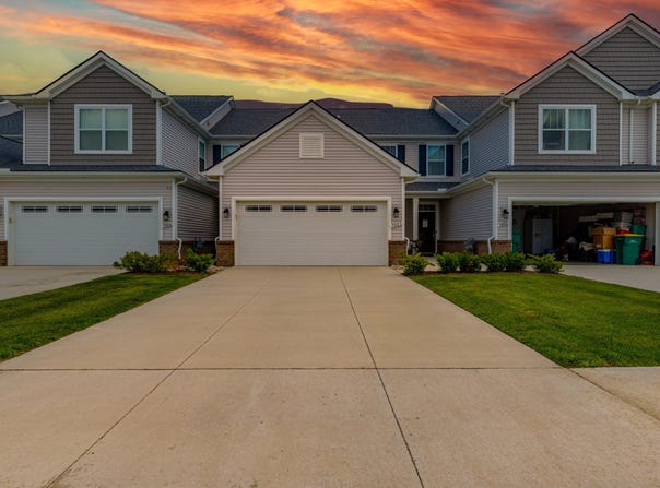 1003 Salt Springs Drive, Saline, MI 48176
