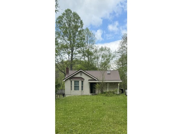 82 Millstone Drive, Millstone, KY 41838