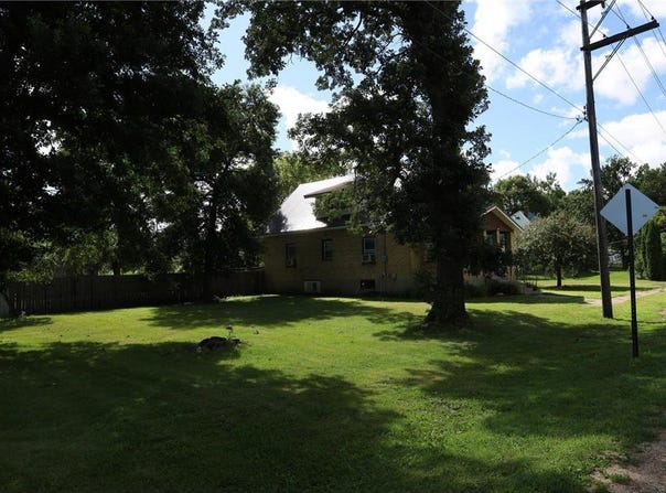 110 Central Avenue N, Bertha, MN 56437