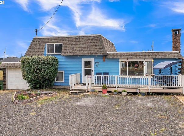 1214 NW PARKER AVE, Waldport, OR 97394