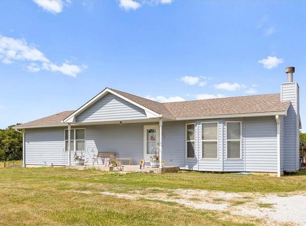 2185 Iowa Road, Ottawa, KS 66067