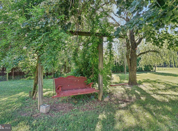 116 HEDDING ROAD, BORDENTOWN, NJ 08505