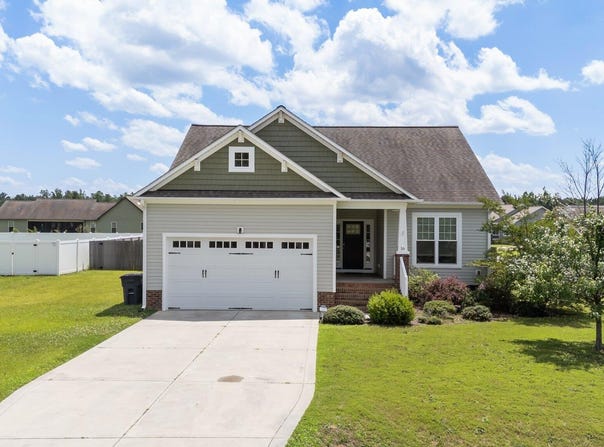 16 Woodglen Drive, Clayton, NC 27527